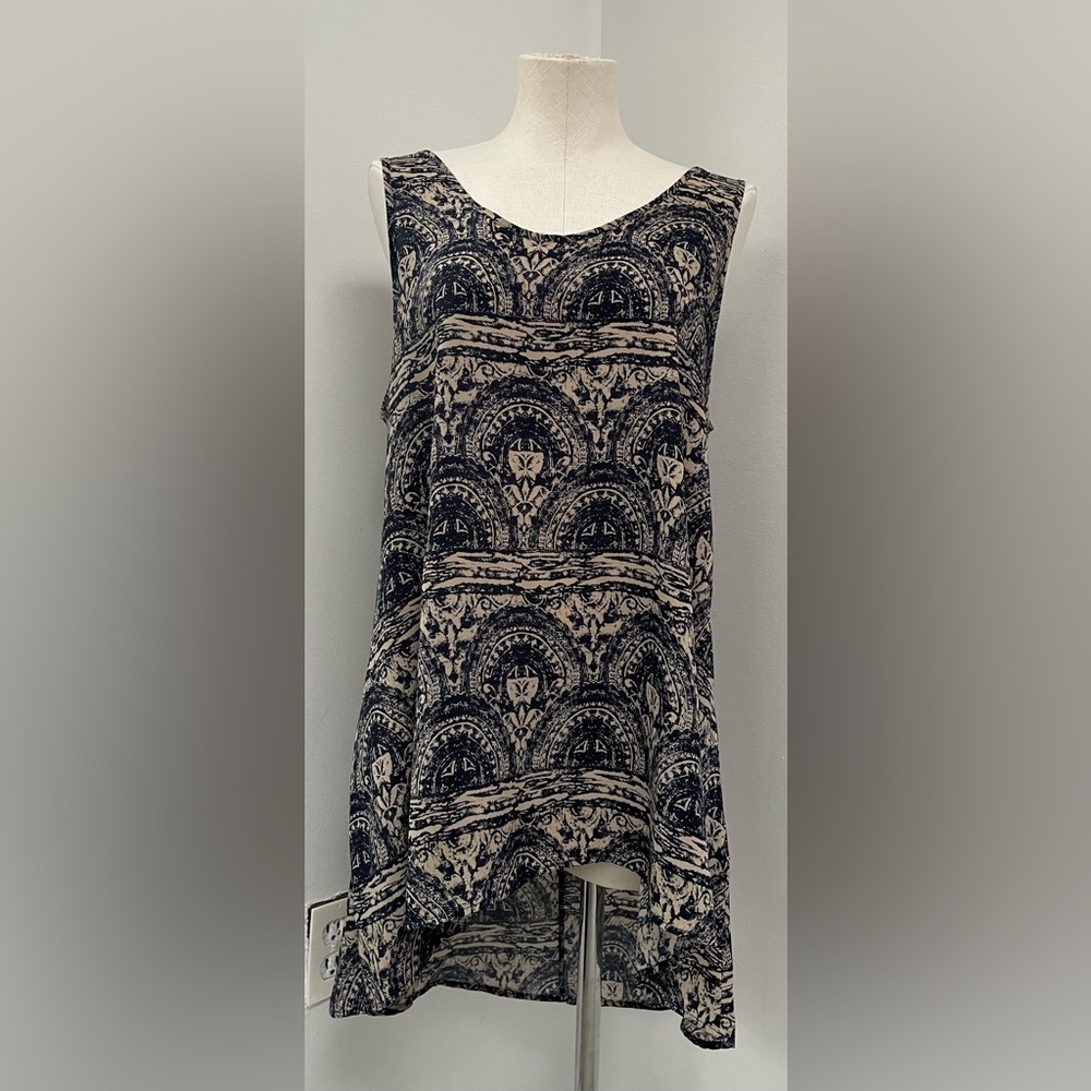 Painted Threads Hi Lo Woven Sleeveless Tunic- Navy and Beige Patterned- L